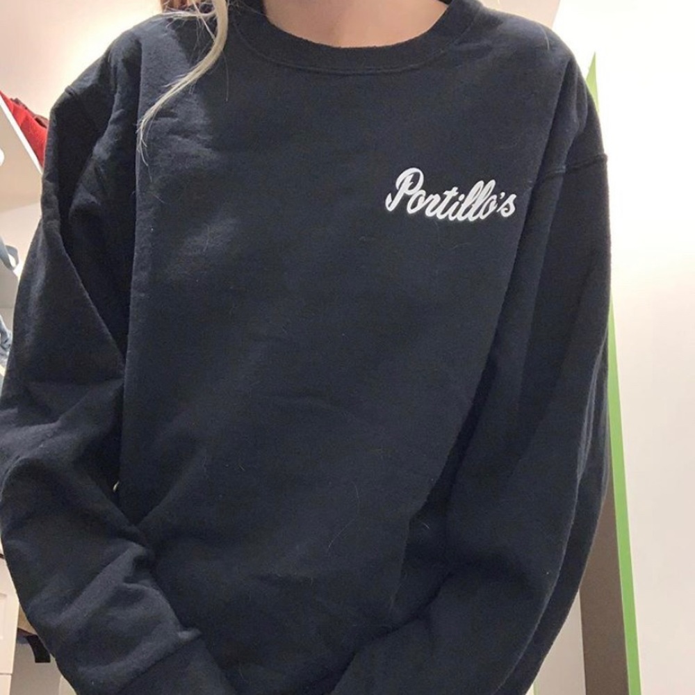 portillos crew neck